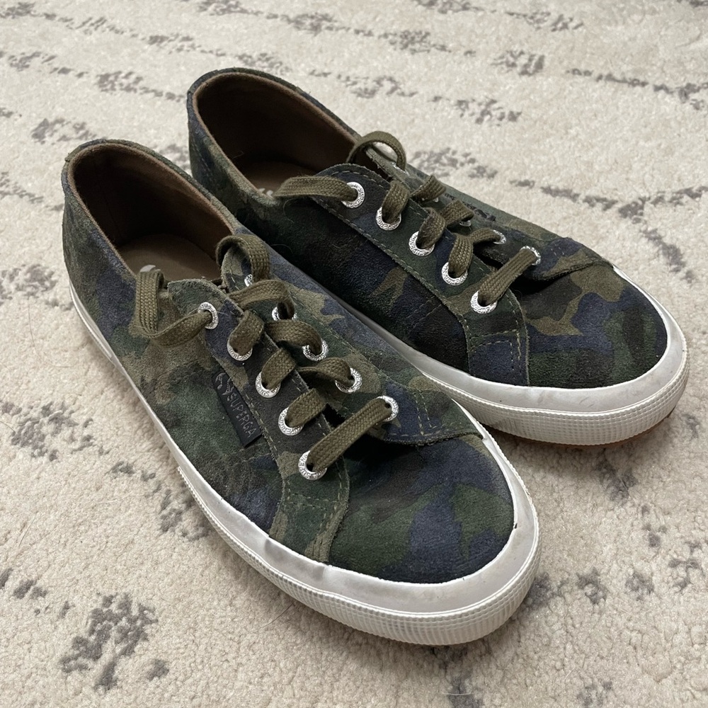 Superga camo sneakers women’s 7.5, 38